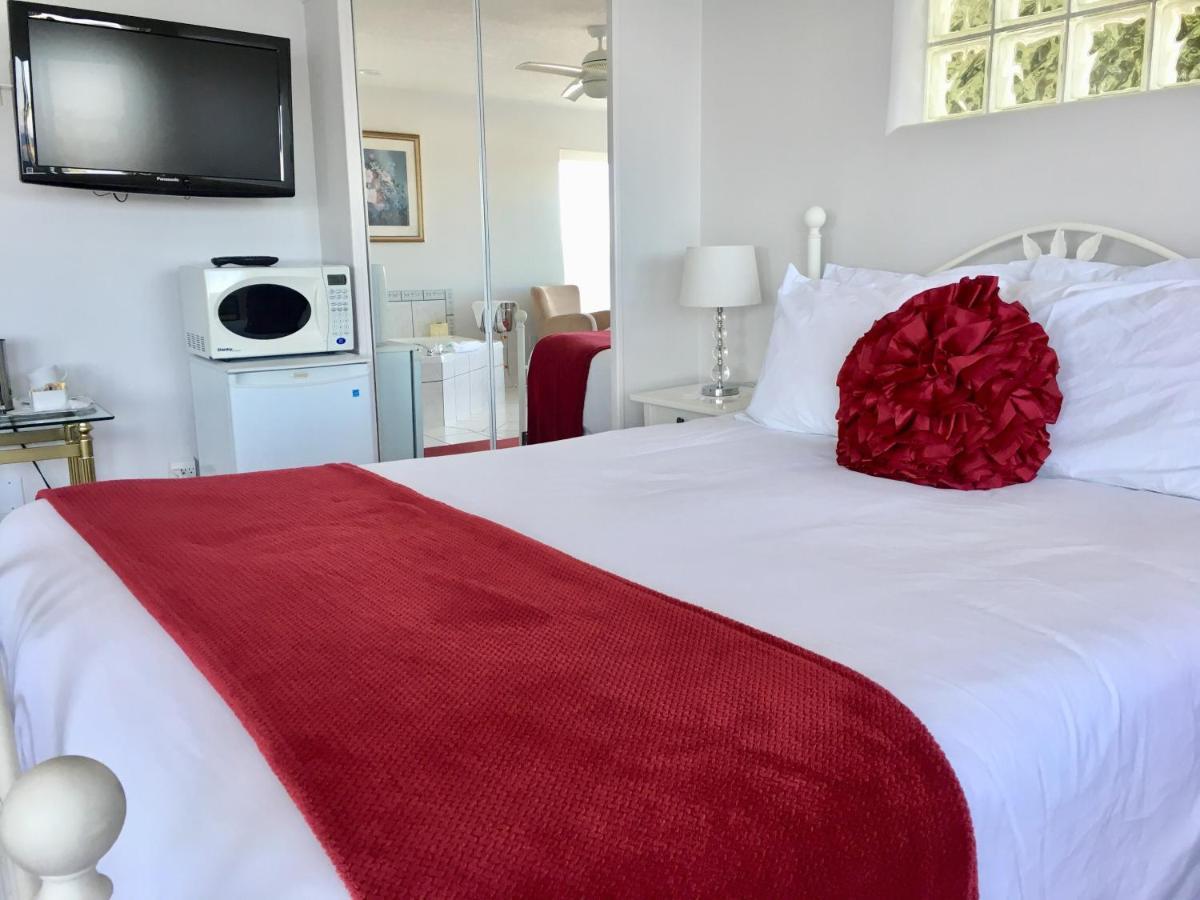 Casa Grande Inn Qualicum Beach Εξωτερικό φωτογραφία