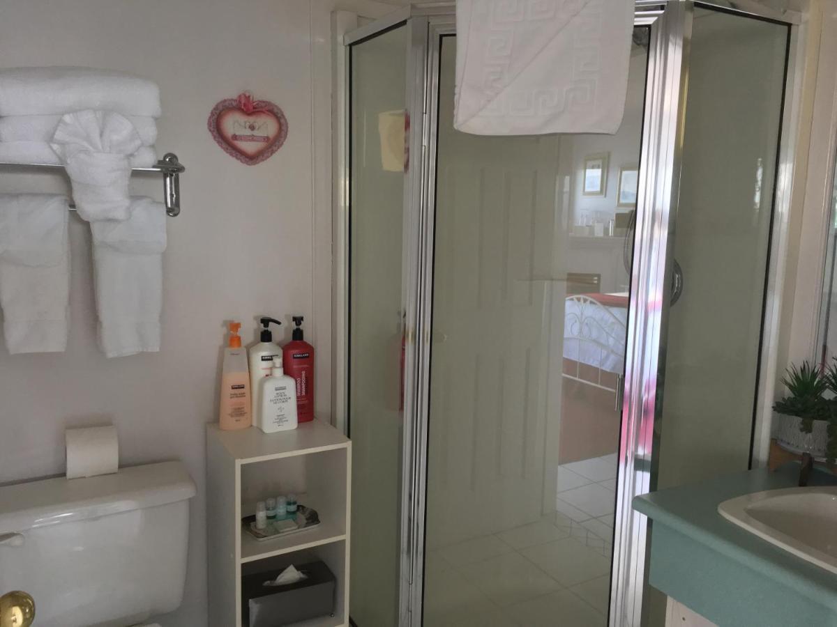 Casa Grande Inn Qualicum Beach Εξωτερικό φωτογραφία