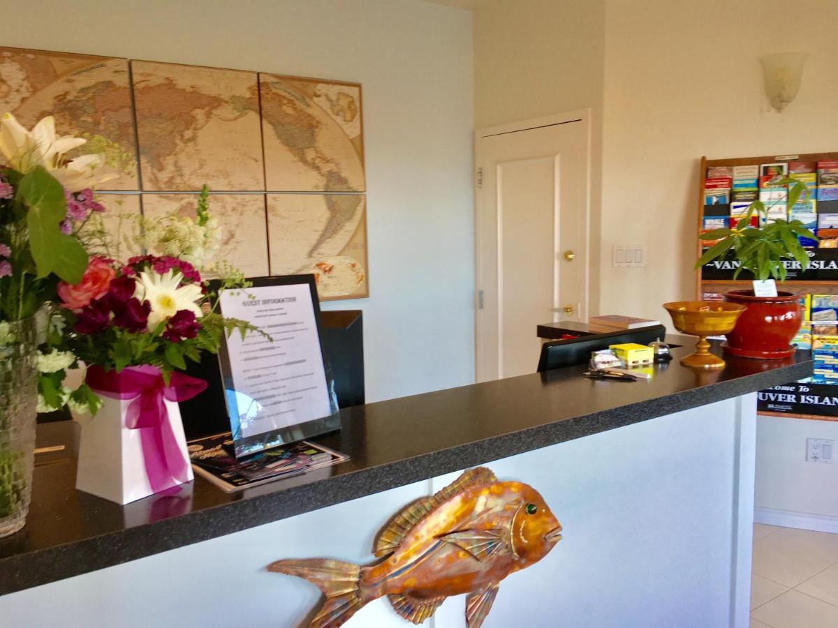Casa Grande Inn Qualicum Beach Εξωτερικό φωτογραφία