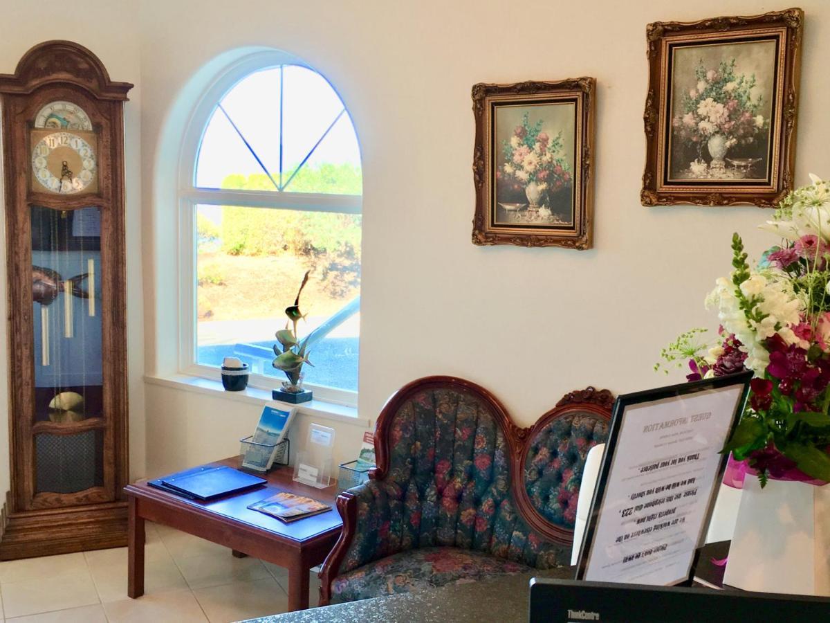 Casa Grande Inn Qualicum Beach Εξωτερικό φωτογραφία