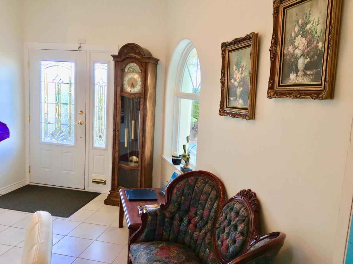 Casa Grande Inn Qualicum Beach Εξωτερικό φωτογραφία