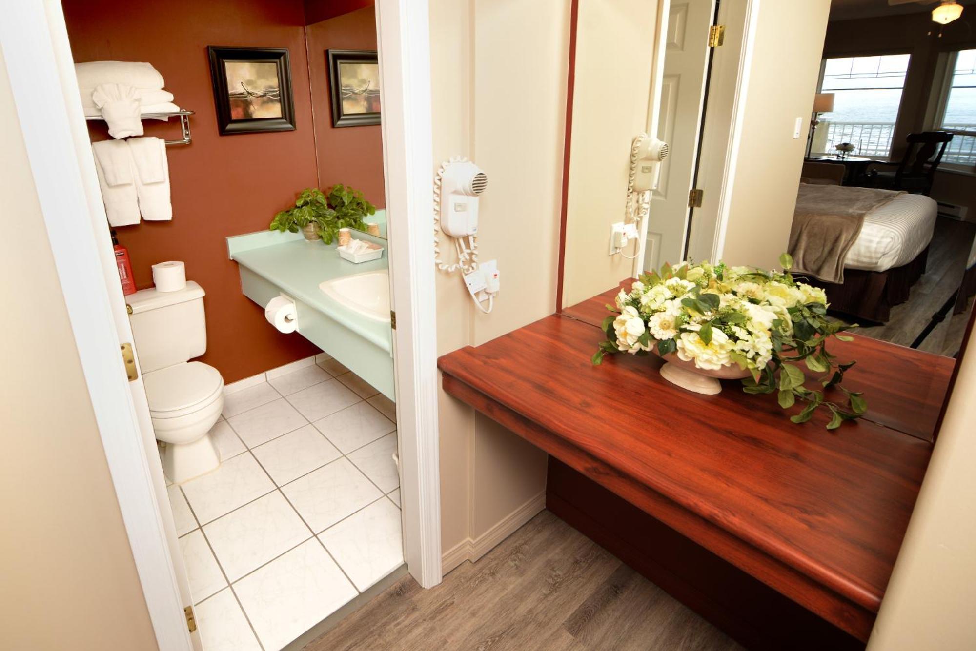Casa Grande Inn Qualicum Beach Εξωτερικό φωτογραφία